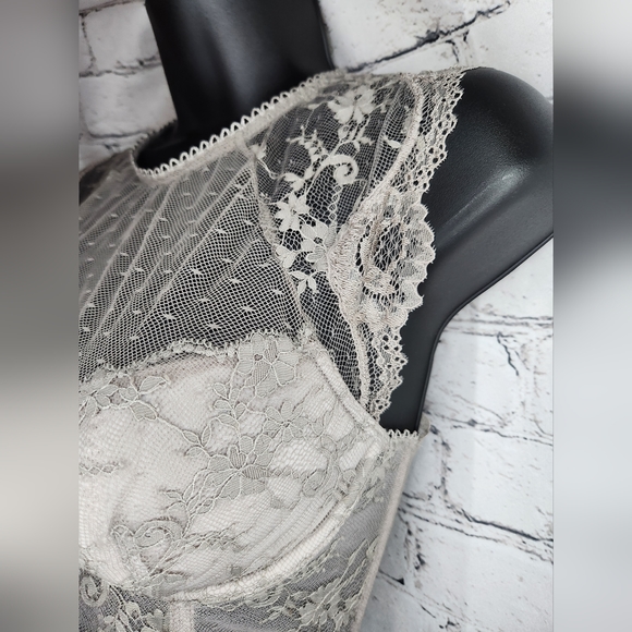 Victoria's Secret NWT Dream Angels Lined Demi Bra Size 32D - Picture 2 of 7